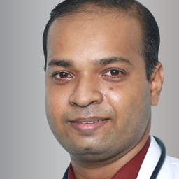 Rheumatologist in Ernakulam  -  Dr. Emil J Thachil